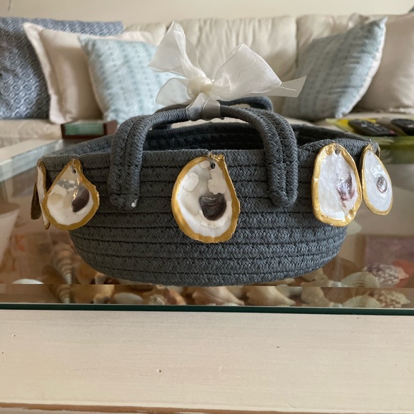 Oyster shell basket-handmade-small-adorable-use for bathrooms, bedrooms, etc. - Picture 2 of 9